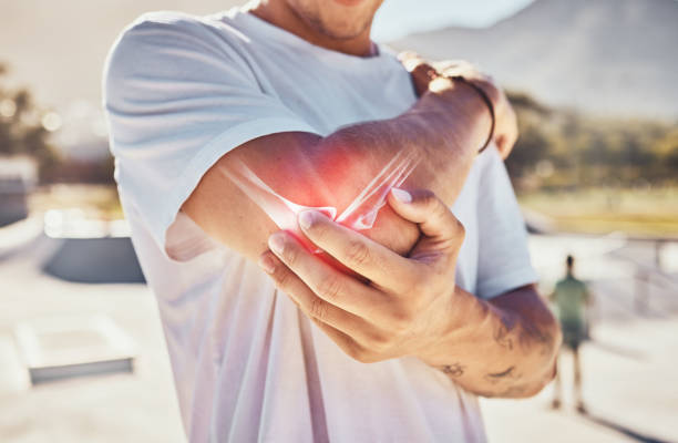 Struggling with tennis elbow, golfer’s elbow, or other elbow pain? Learn why early treatment matters and how Vancity Physio can help you get back to pain-free movement.