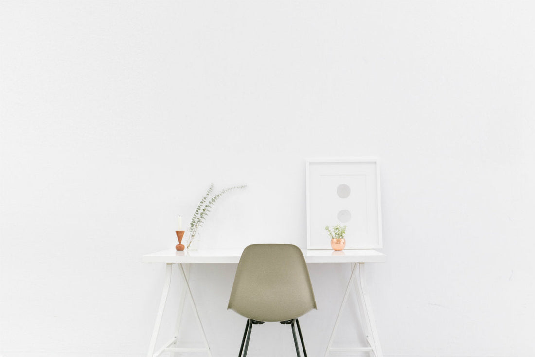 5 Exercises to do While Sitting at Your Desk